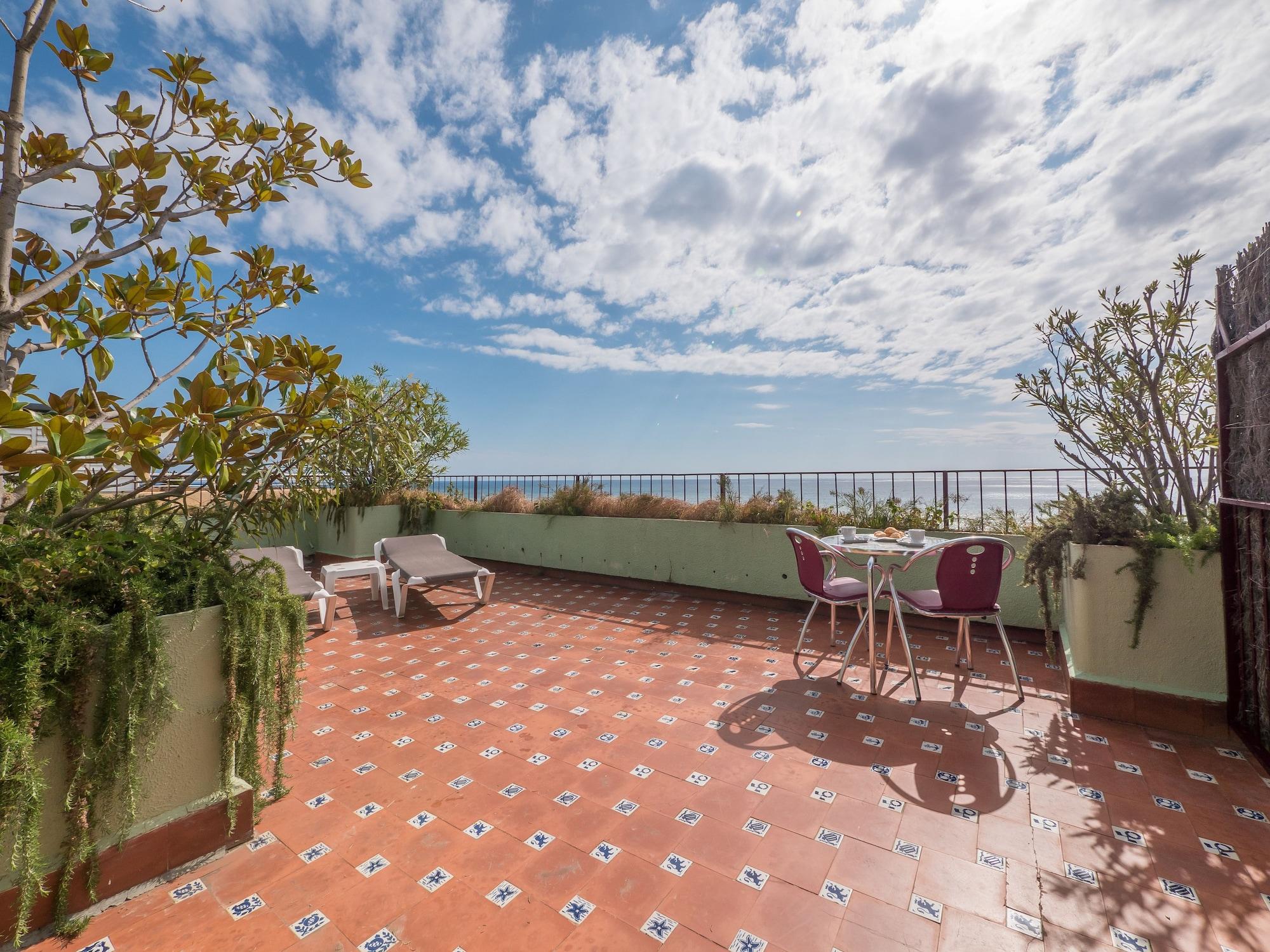 Checkin Garbi Hotel Calella Exterior photo